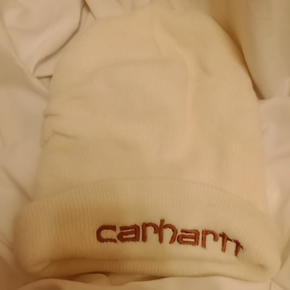 Carhartt beanie off white